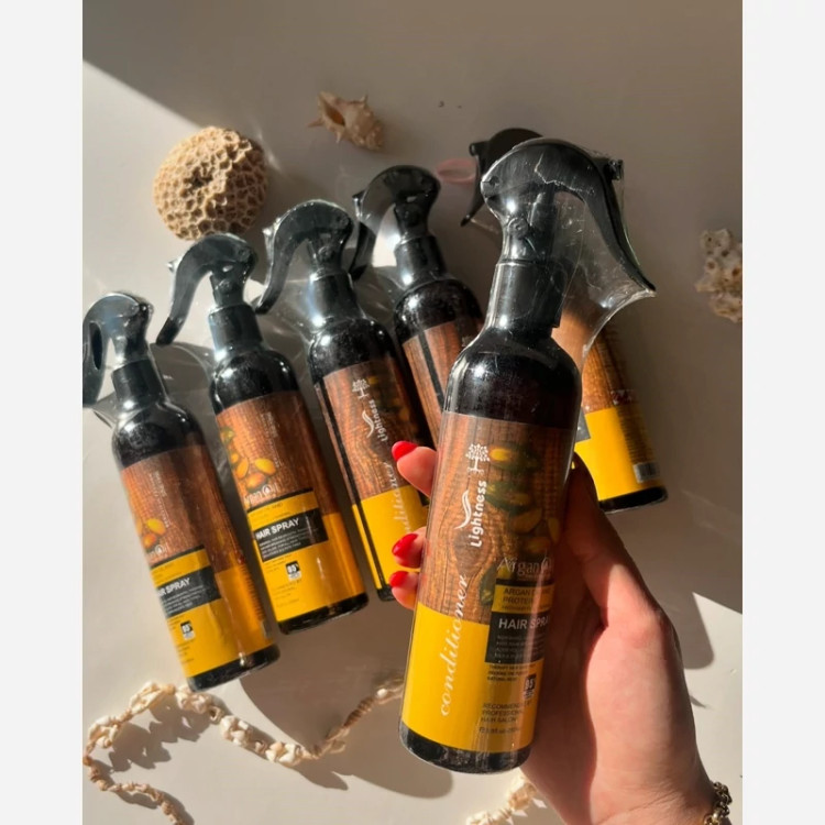اسپری دوفاز مو لایتنس حاوی روغن آرگان طبیعی حجم 250 میل دارای ضمانت ساخت اسلواکی